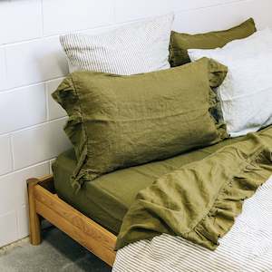 Toetoe Linen Sheet Set with Ruffle - Kelp