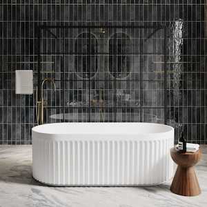 Bathroom and toilet fitting: Newtech Laurel Freestanding Bath