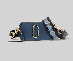 Marc Jacobs THE LOGO STRAP SNAPSHOT Crossbody Bag