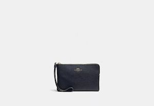 Corner Zip Wristlet In Signature Canvas Black Crow