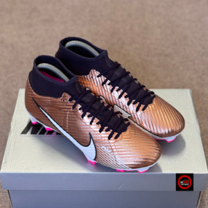 Footwear: Nike Mercurial Superfly 9 Academy FG