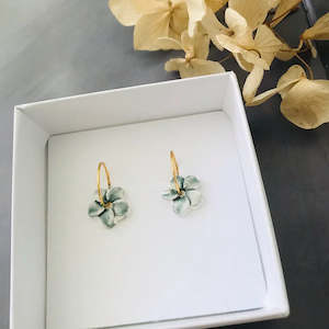 TWIGG JEWELLERY Blue Wash Forget Me Not Porcelain Earrings