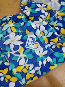 Roxy Stay Magical Womens Hooded Poncho Towel Blue/White Floral