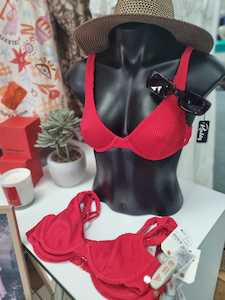 Swimwear: Billabong Summer High Ruby Underwire Bikini Top Fiesta Red