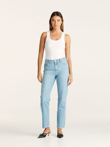 Lee Mid Slim Straight Jean // Petite lafayette Blue