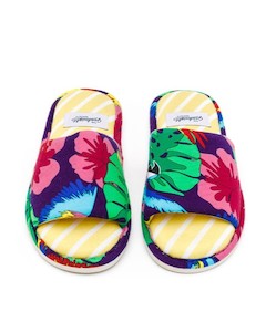 Clothing wholesaling: Summer Hotel Slides - Vacay print