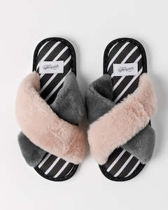 Clothing wholesaling: Crossover Hotel Slide- Blush/Grey