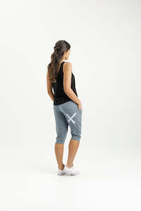 Clothing wholesaling: 3/4 Apartment Pants - Storm with Sky X