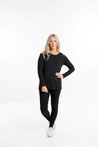 Clothing wholesaling: Long Sleeve Taylor Tee - Black