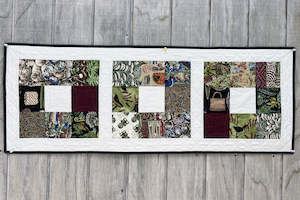 Kiwiana: Classic Kiwiana Table Runner