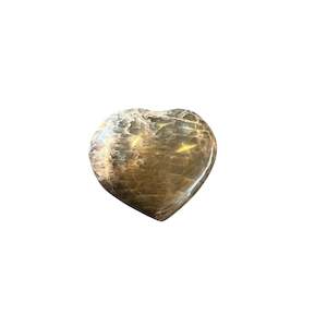 Non-store-based: 41g Black Moonstone Heart