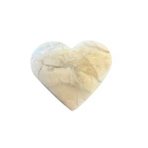 67g Howlite Heart