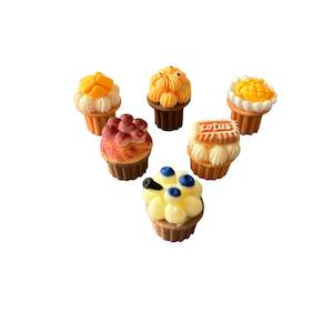 Non-store-based: Cupcake Set of 6 Fairy Garden Accessories