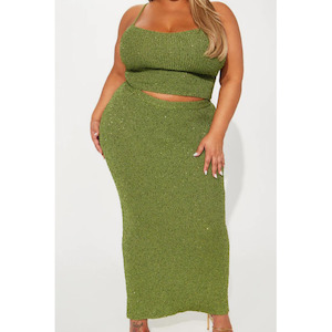 Goods and equipment rental and hiring: Green Maxine Knit Sequin Set - 2X