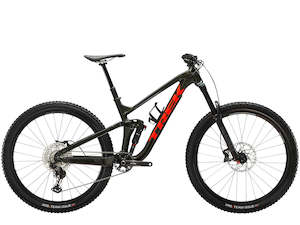 Bicycle and accessory: TREK - 2022 Slash 7