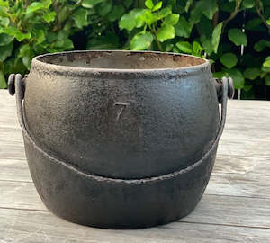 Original - Cast Iron Cooking Pot