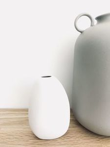 Harmie Vase - White