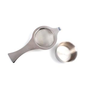 Tea wholesaling: Camellia Leaf Tea Strainer with Holder