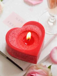 Flower: Pohutukawa Heart (Red)Candle