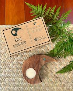 Souvenir: Kiwi Candle Holder - Rimu Wood