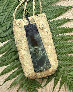 Pounamu - Large Toki Pendant