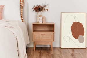 Ulu Bedside Table