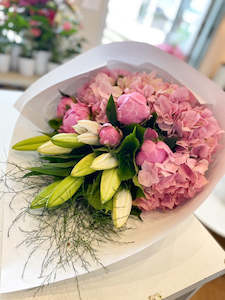 Pretty 'n' Pink Bouquet