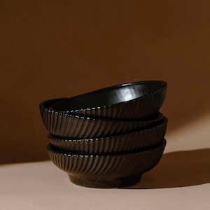 Shannon Courtenay - Twist Bowl