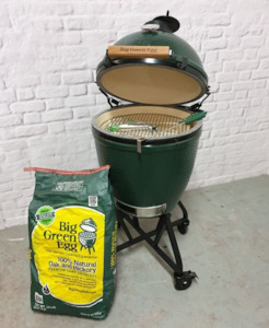 Barbecue: Big Green Egg Large on NEW Integrated Nest