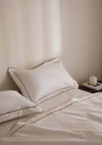 Egyptian Cotton Grosgrain Pillowcases | Caramel