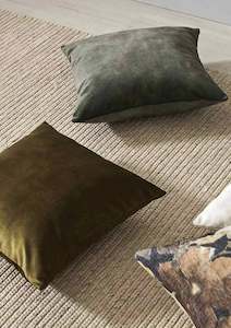 Linen - household: Velvet Cushion | Jade