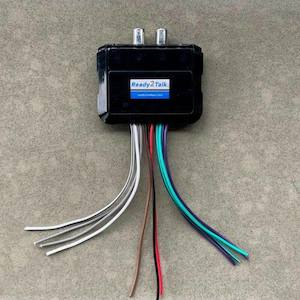 Ready2talk Pa: Ready2Talk Line Level Converter - for vehicles with reverse sensor beepers