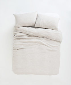 Gift: Sove Stripe Linen Duvet Set