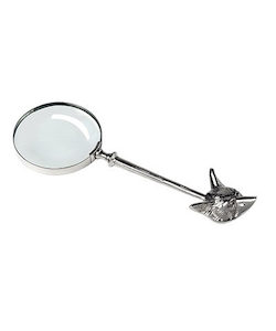 Gift: Magnifying glass