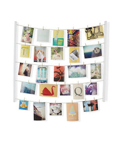 Gift: Hangit Photo Display