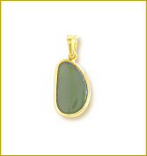 18kt Jade Pendant