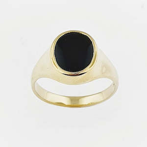 Onyx 9ct Yellow Gold Signet Ring