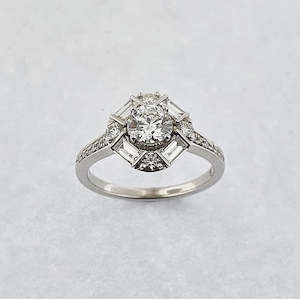 Diamond 18ct Gold Cluster Ring