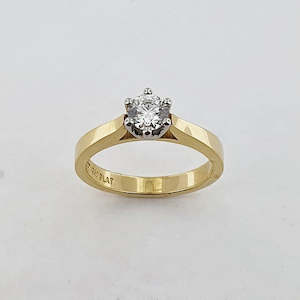 Diamond 18ct Gold & Platinum Solitaire Ring