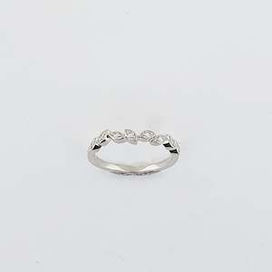 Diamond 18ct White Gold Ring