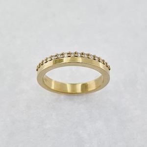 Diamond 18ct Yellow Gold Ring