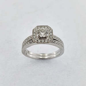 Diamond 18ct Gold Wedding Set