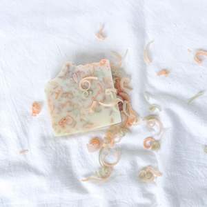 Soap manufacturing: Confetti soap