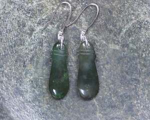 NZ Greenstone Mere Earrings (AZ386) Rimu Pounamu