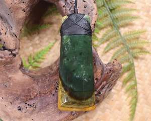 NZ Greenstone Large Toki Pendant (AX644) Kawakawa Pounamu