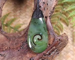 NZ Greenstone Medium Roimata with Koru Pendant (AX622) Hapopo Pounamu