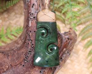 Jewellery: NZ Greenstone Medium Toki with Koru Pendant (AW553) Kawakawa Pounamu