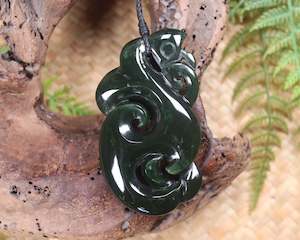 NZ Greenstone Large Manaia Pendant (AZ613) Kawakawa Pounamu