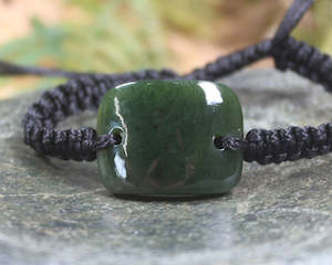 NZ Greenstone Adjustable Cord Bracelet (AZ426) Rimu Pounamu