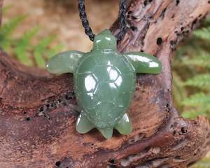 NZ Greenstone Medium Turtle Pendant (BA676) Inanga Pounamu